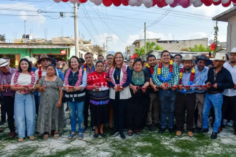 Gobierno de SCLC inaugura calles en Emiliano Zapata