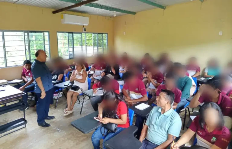 En Pichucalco, Fiscalía de Distrito Norte ofrece plática de prevención del delito