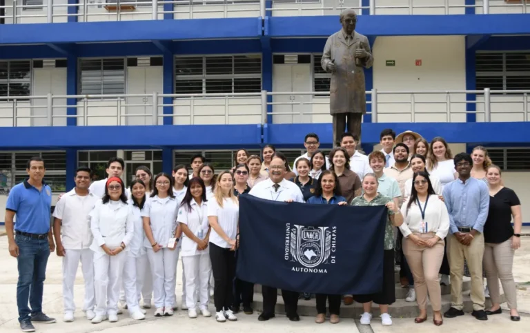Visitan estudiantes de Estados Unidos el Campus IV de la UNACH