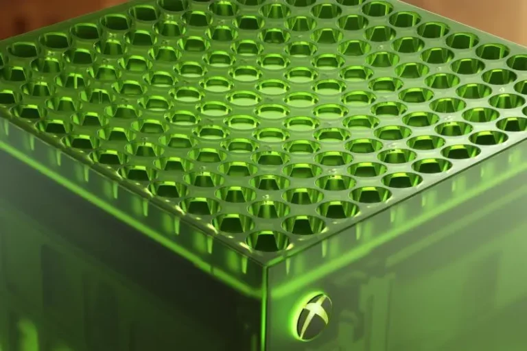 Xbox revela Series X translúcida por su 25 aniversario
