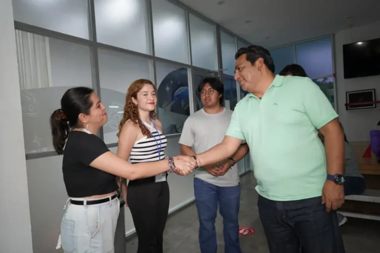 Mil 500 visitantes en el “Domingo de Noche Espacial” en el Planetario Tuxtla
