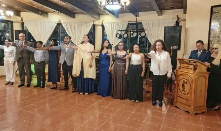 Ayuntamiento fortalece vínculos institucionales con la Barra de Abogados “San Cristóbal”