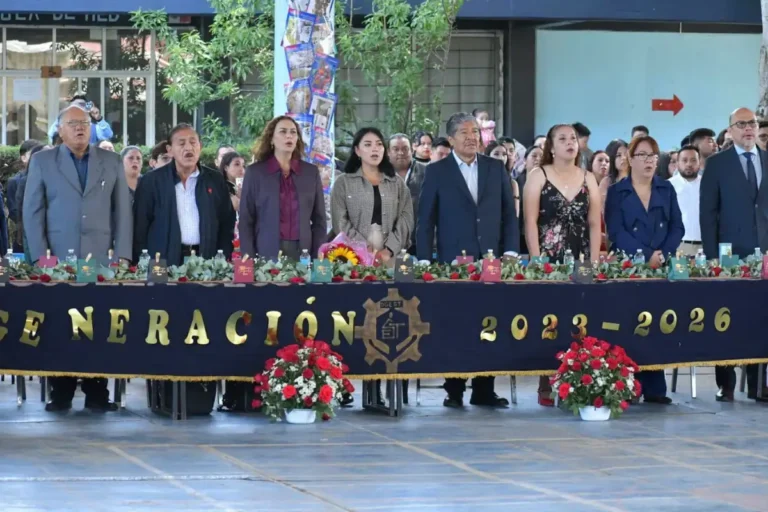 Ayuntamiento de San Cristóbal refrenda apoyo a la educación en clausura de la EST No. 80
