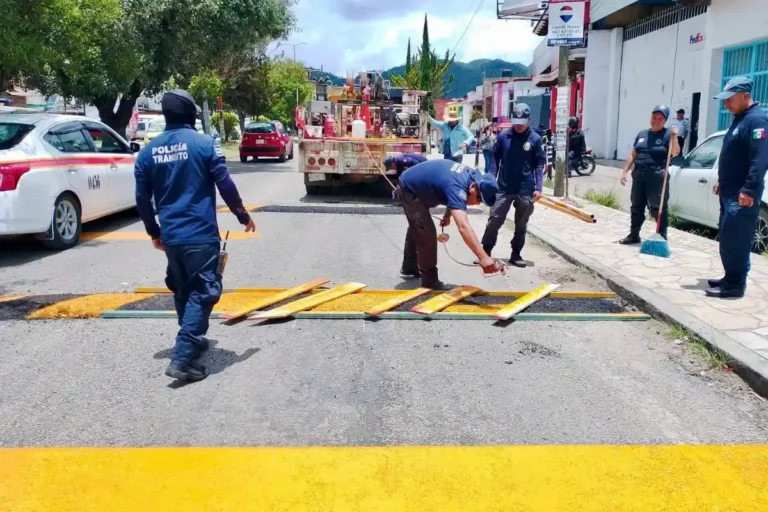 Instala Tránsito Municipal vibrorrayas en puntos estratégicos de San Cristóbal