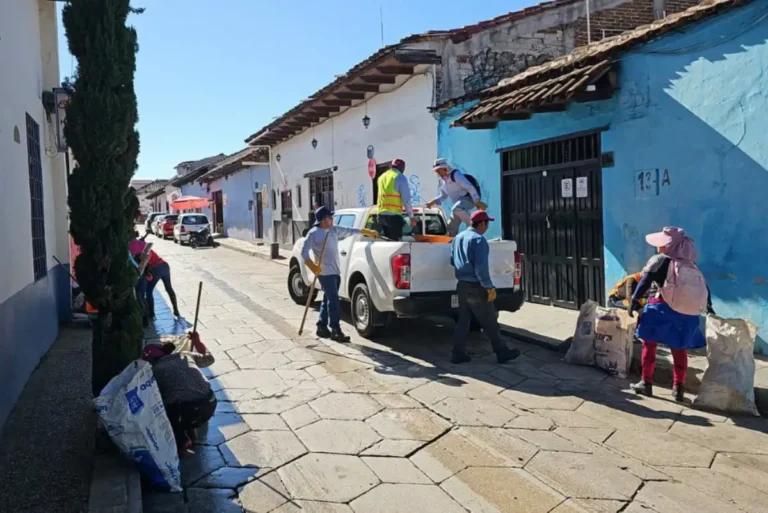 Refuerza Ayuntamiento acciones preventivas con limpieza de drenes, calles y alcantarillas tras las lluvias