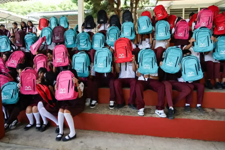 Tras un ciclo escolar exitoso, Chiapas fortalece apoyos históricos para el próximo regreso a clases