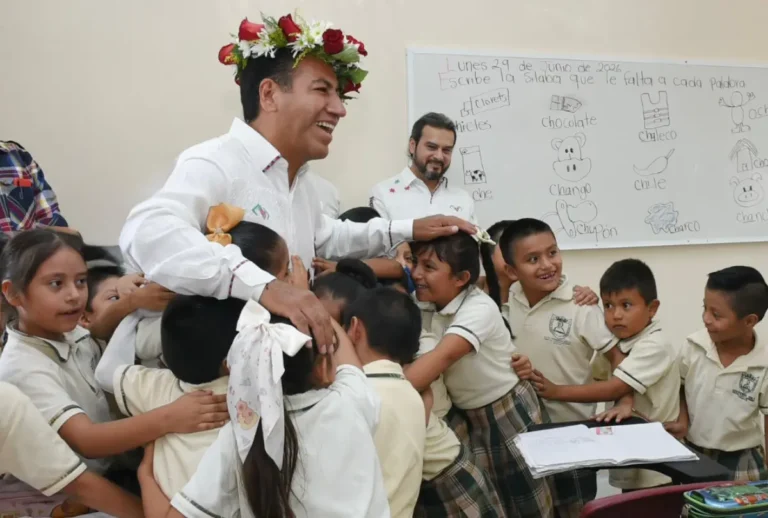 Con Eduardo Ramírez, más de un millón de estudiantes regresan a clases en Chiapas