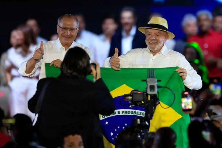A los 80 años, Lula va por un último mandato en Brasil: «Estoy muy entero»