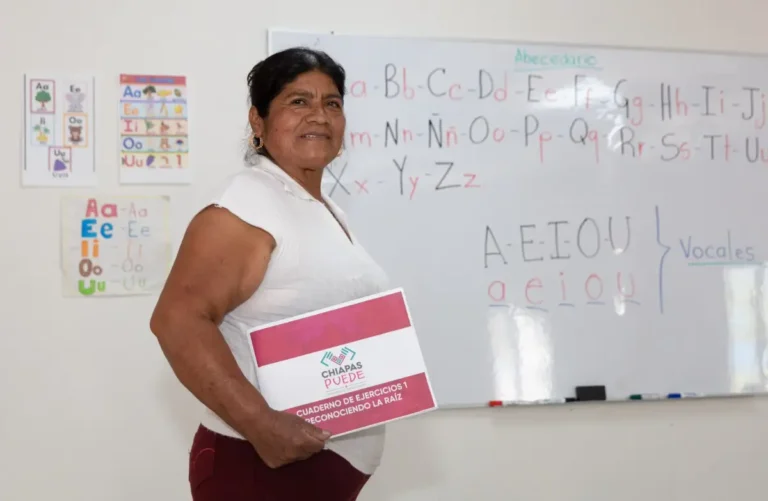 Mujeres que aprenden, mujeres que transforman: la historia de Elvia