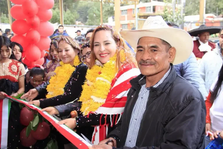 Inaugura Fabiola Ricci Salón Comunitario en Monte de Sión