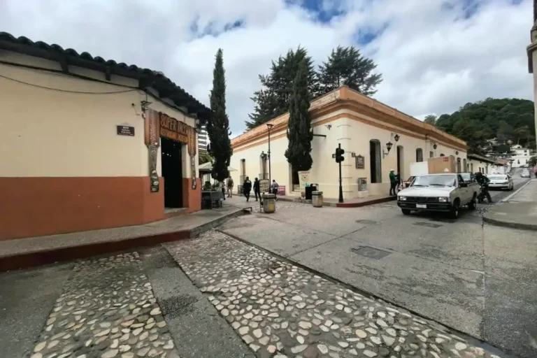 Prevalece el diálogo y se restablece el servicio de limpia en San Cristóbal
