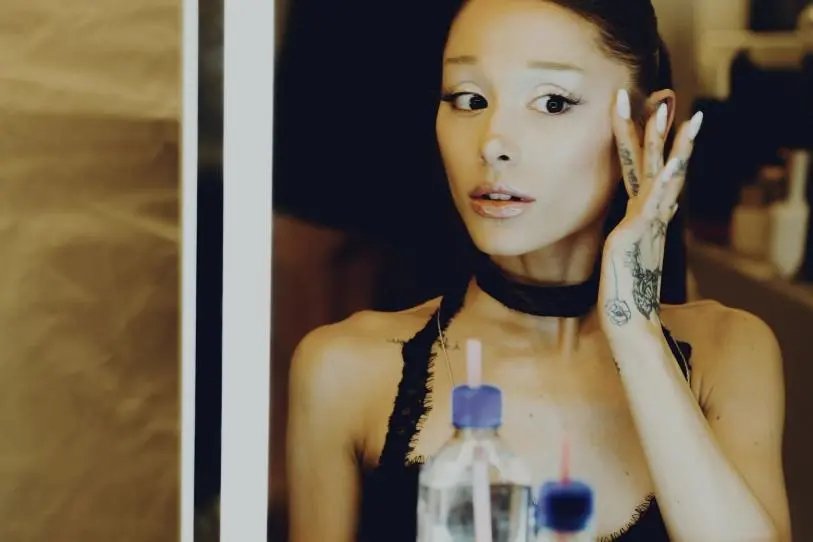 arianagrandeselesiona310826