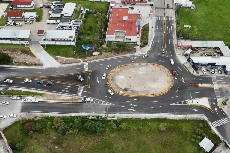 SCLC abre nueva rotonda de acceso, se exhorta conducir con precaución