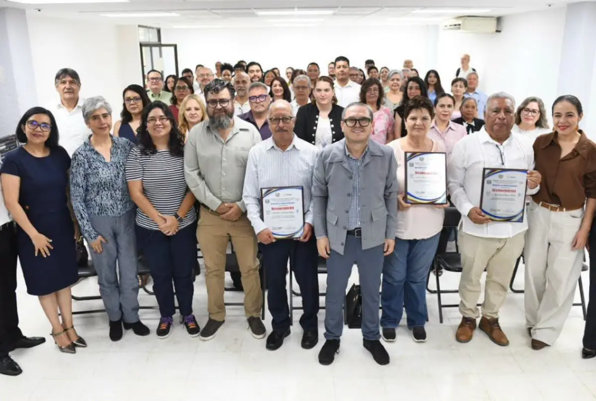 unachreconocdoctorado240926