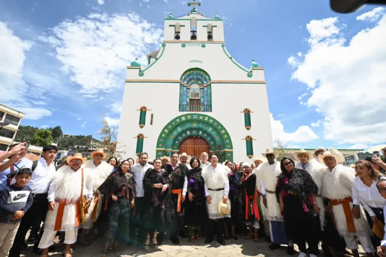 Unesco reconoce a los gobiernos de México y Chiapas por alfabetizar